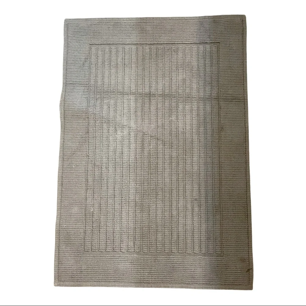 Threshold Gray Woven 32x22” Bath Mat